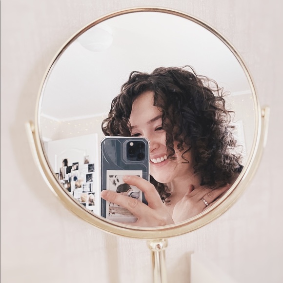 Meet your Posher, Kaitlynd - Picture 2 of 5